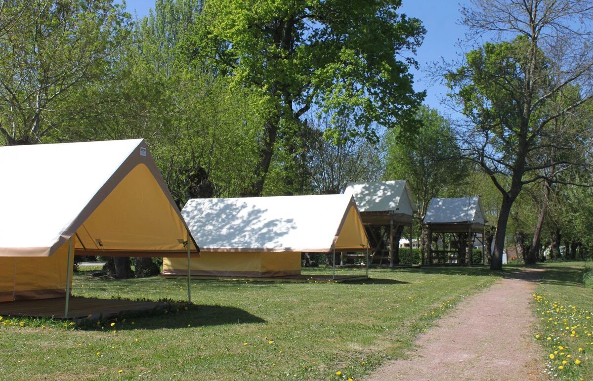 Camping du Port Caroline - Hébergement 4