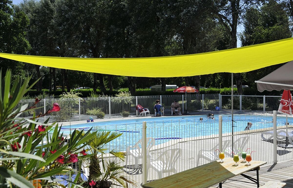 Camping du Port Caroline - Piscine 1