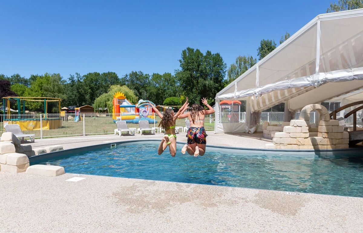 Camping Les Granges - Piscine 7