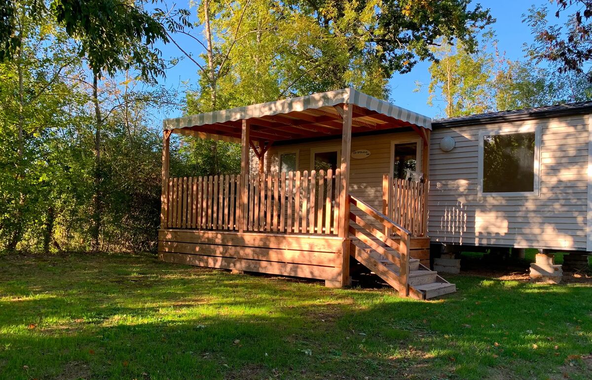 21 - Camping Côté Lac - Hébergement