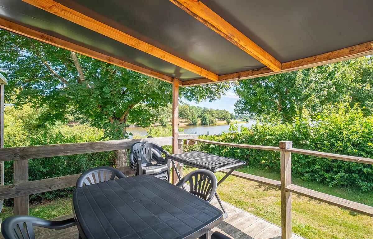 19 - Camping des Lacs - Hébergement