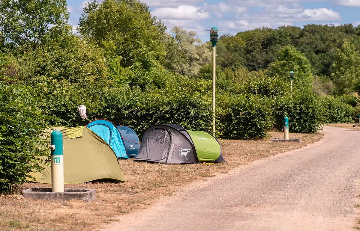28 - Camping des Lacs - Hébergement