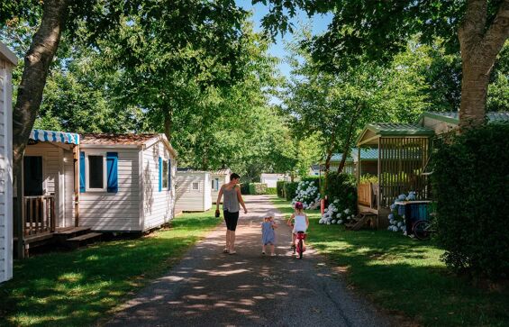 01 - Camping La Blanche Hermine - Situation