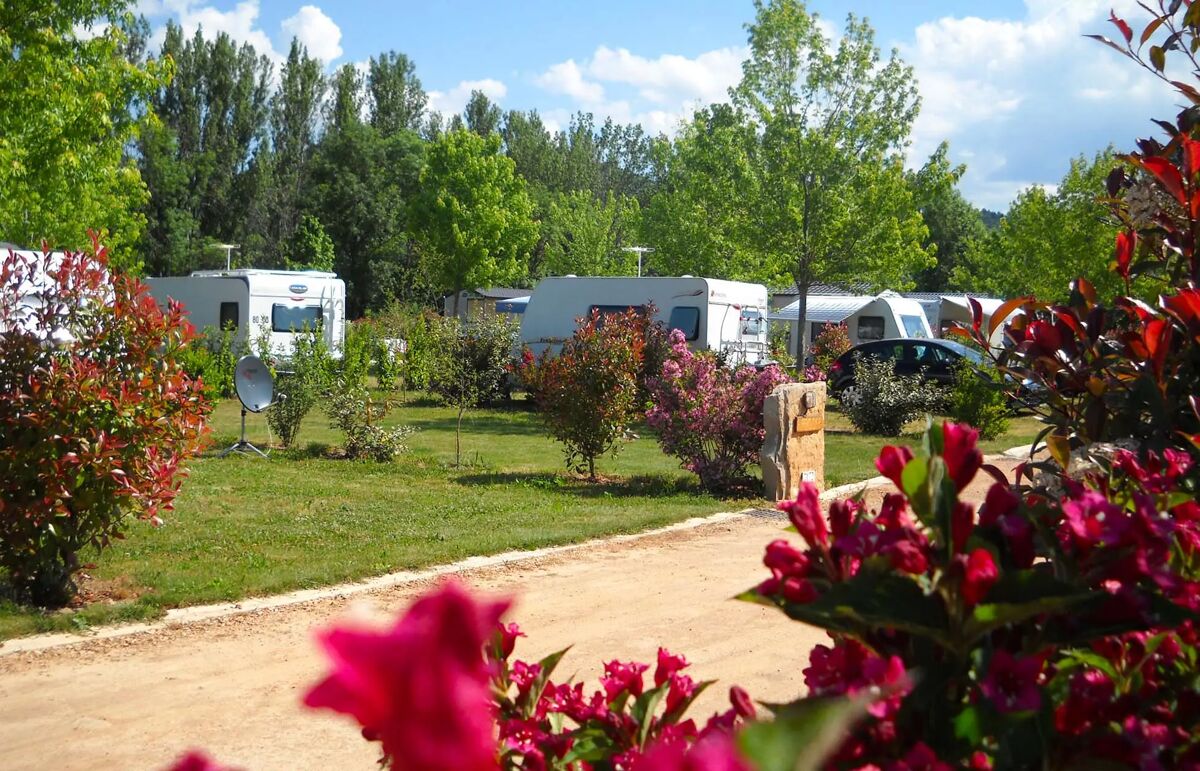 14 - Camping La Dourbie - Hébergement