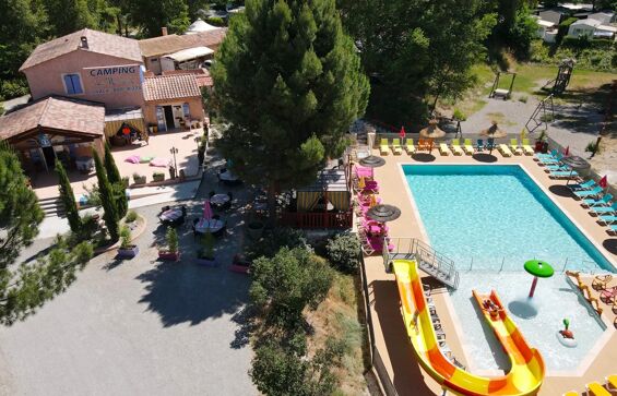 05 - Camping La Rivière - Piscine