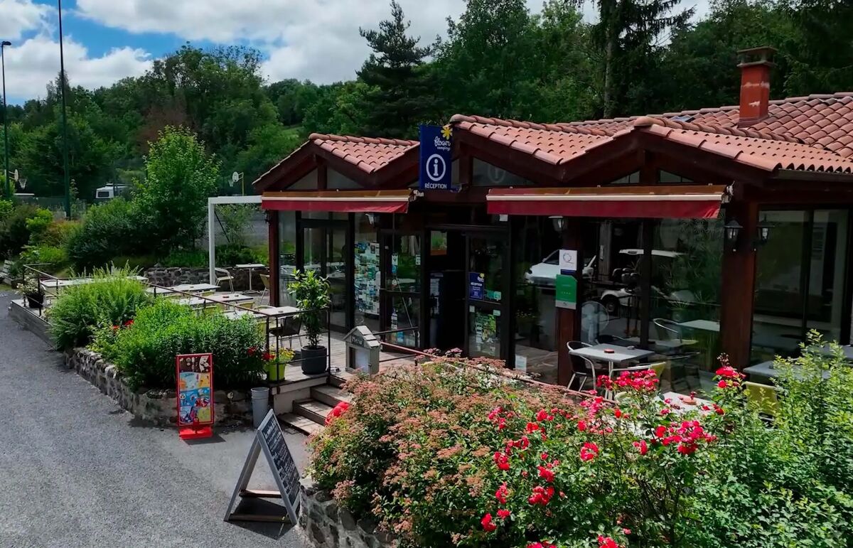 04 - Camping La Rochelambert - Situation