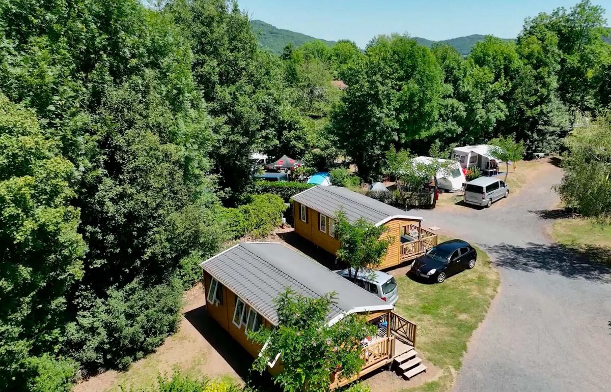 10 - Camping La Valée Verte - Hébergement