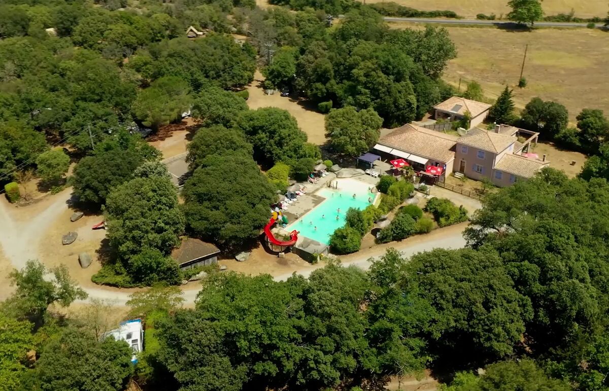 02 - Camping Le Martinet Rouge - Situation