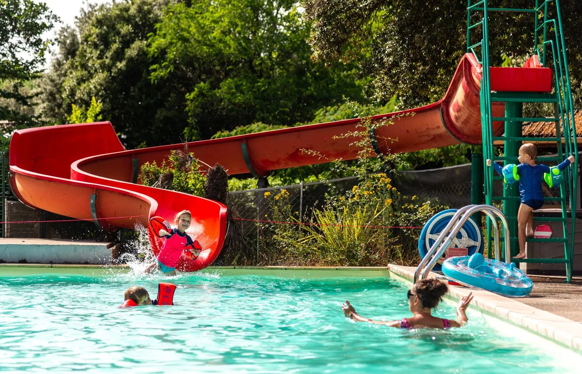04 - Camping Le Martinet Rouge - Piscine