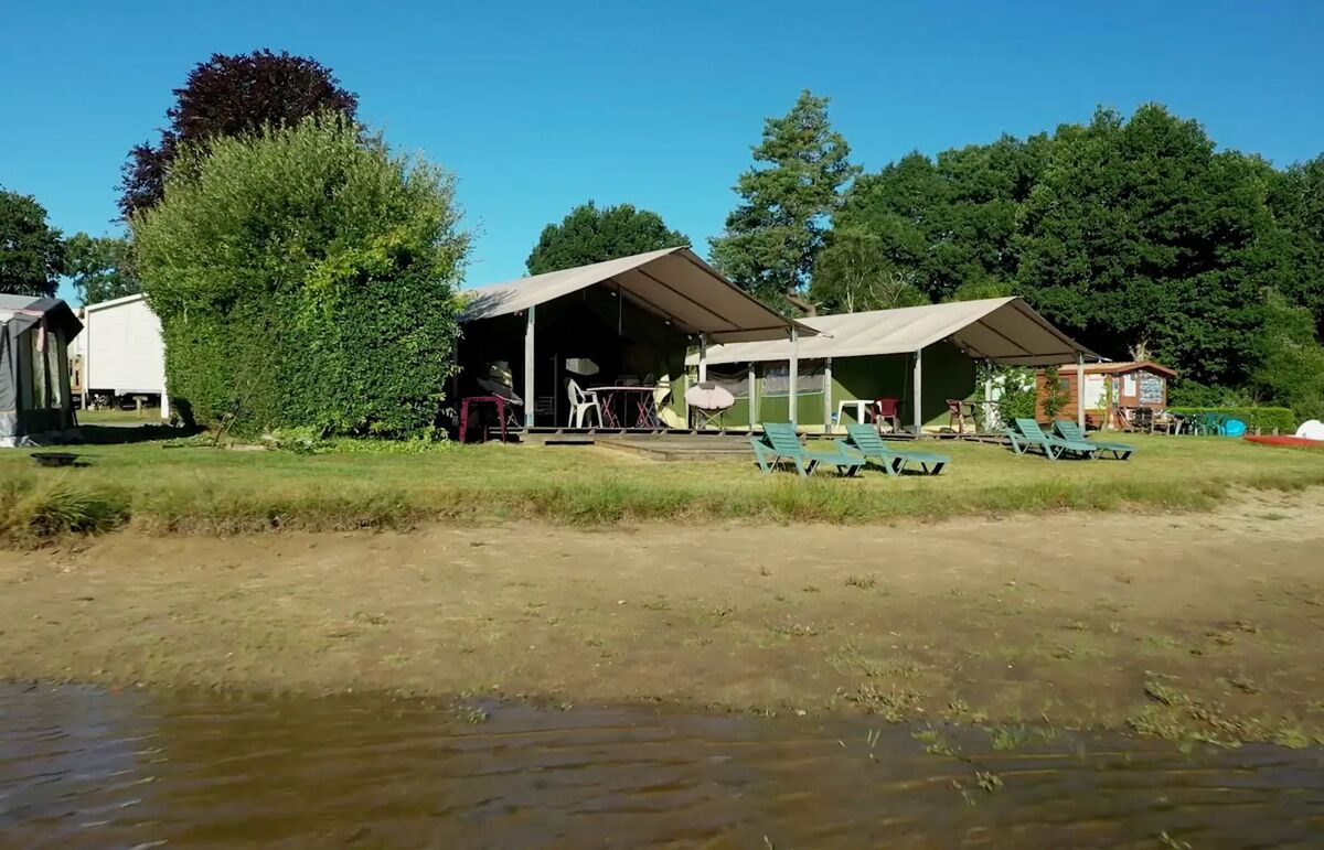 13 - Camping Le Port de Neuvic - Hébergement