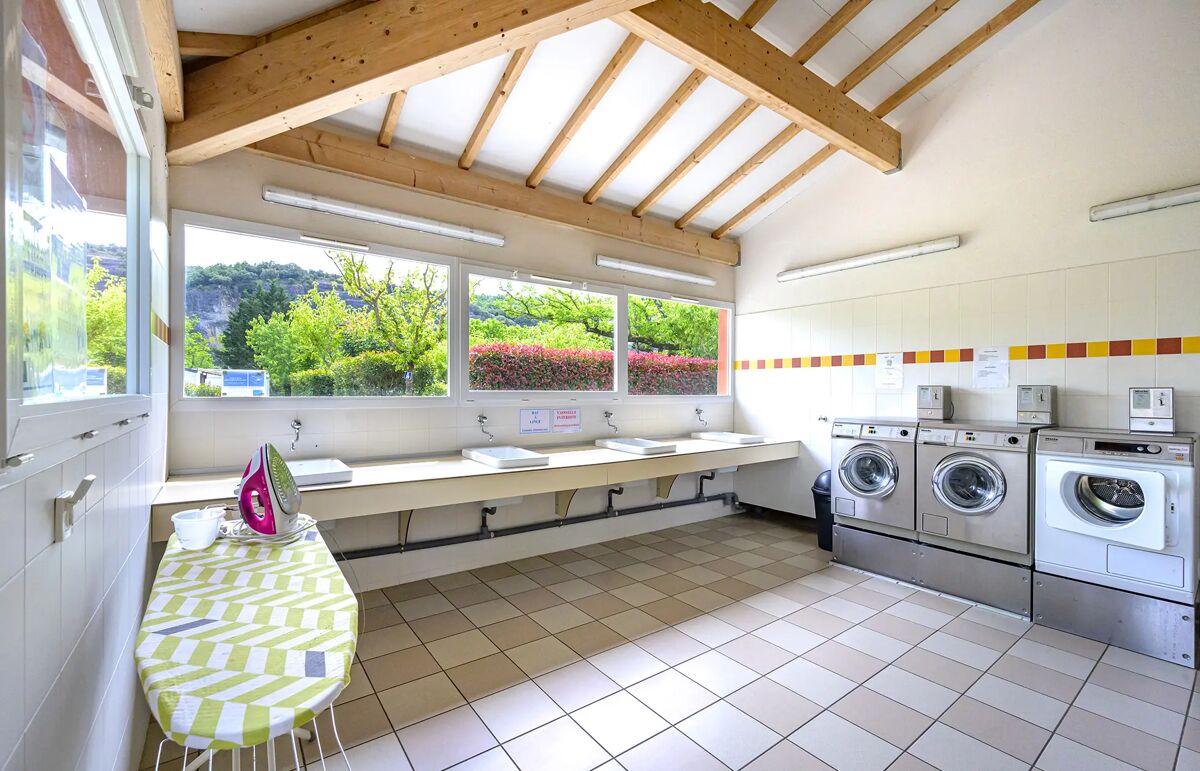 32 - Camping Le Riviera - Service