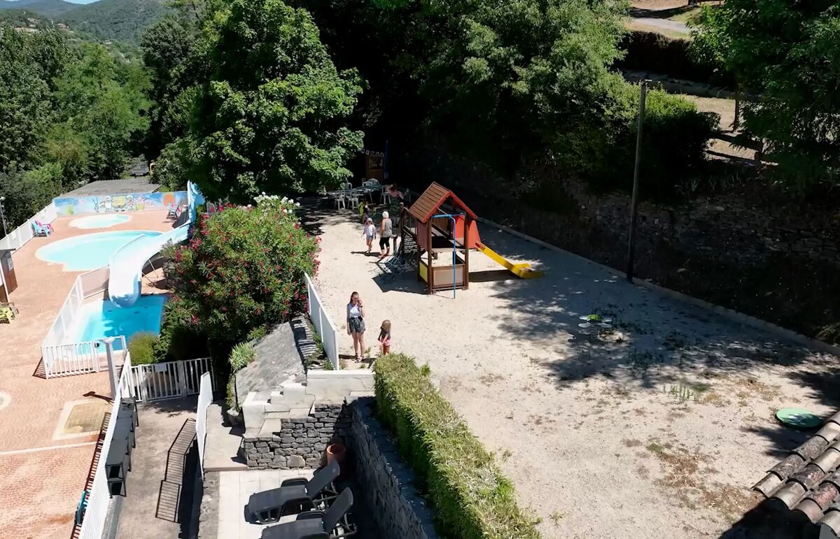 08 - Camping Les Fauvettes - Aire de jeux