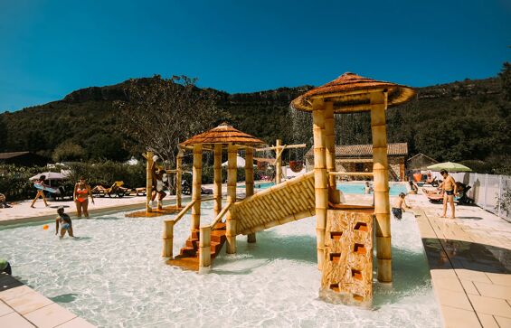 01 - Camping Les Gorges de l'Aveyron - Piscine