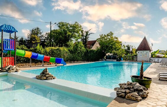 Camping Les Terrasses de Dordogne - Piscine 2