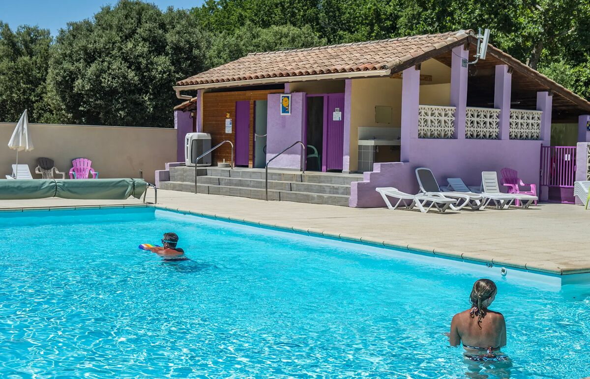 Camping Les Truffières - Piscine 5