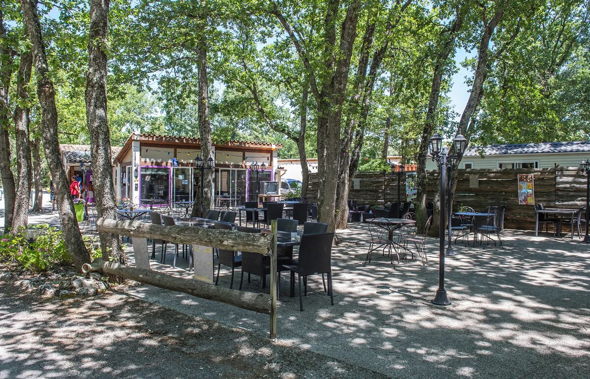 Camping Les Truffières - Service 7