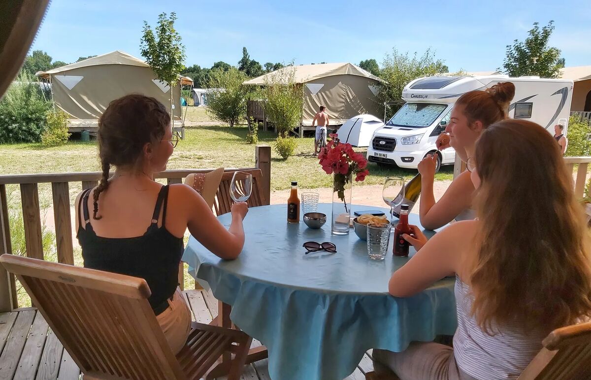 Camping Loire et Châteaux - Hébergement 3