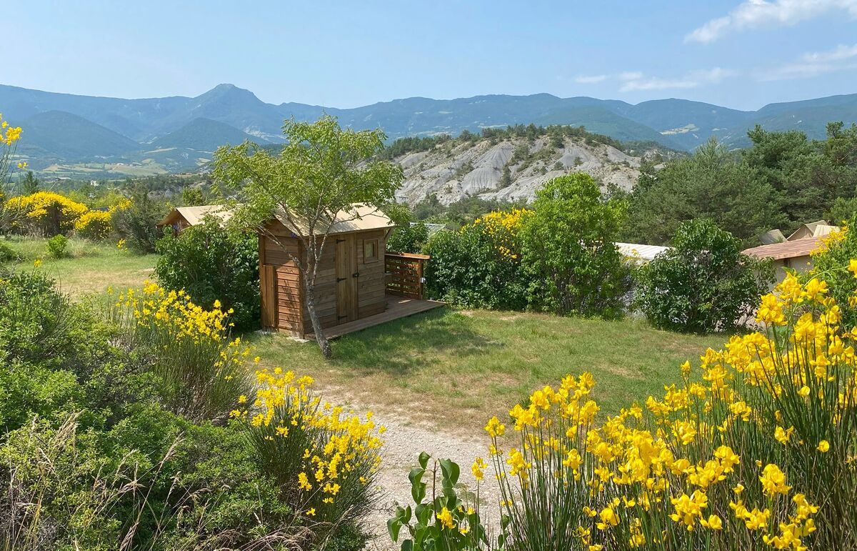 10 - Camping Les Hauts de Rosans - Hébergement