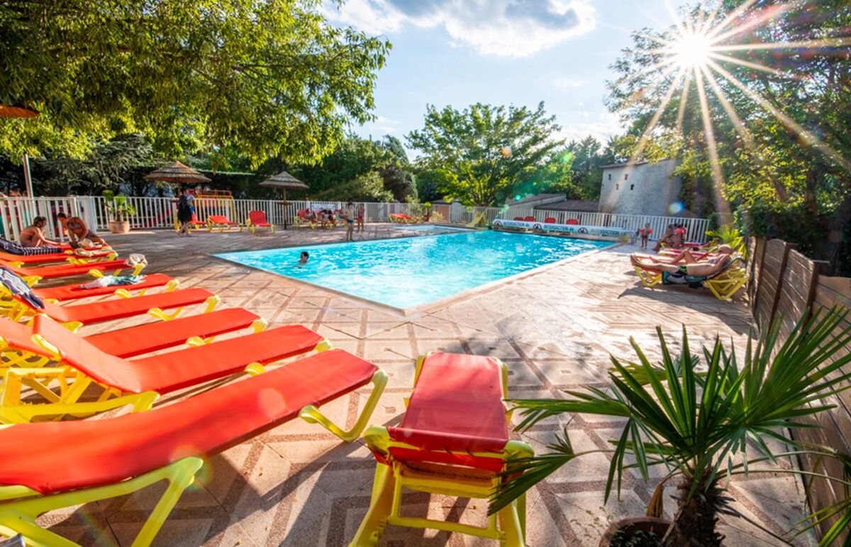 02 - Campings Les Paillotes - Piscine