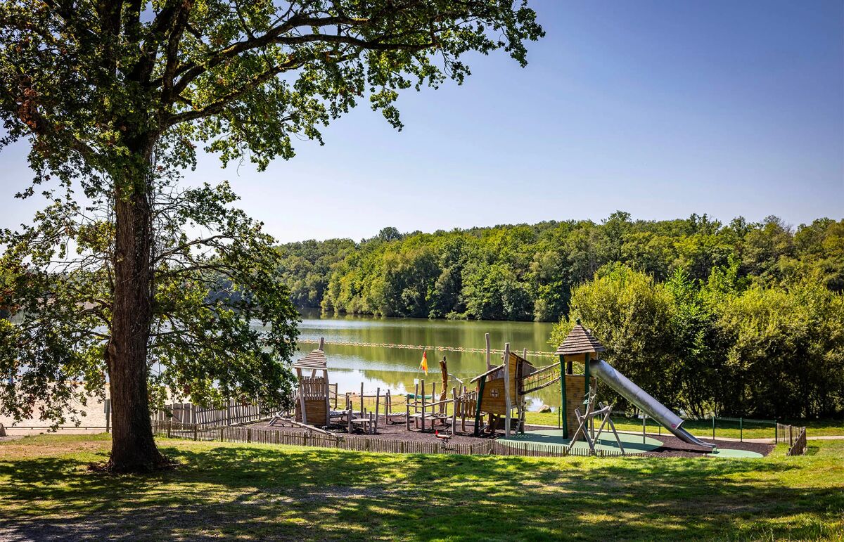 14 - Camping de Rouffiac - Aire de jeux