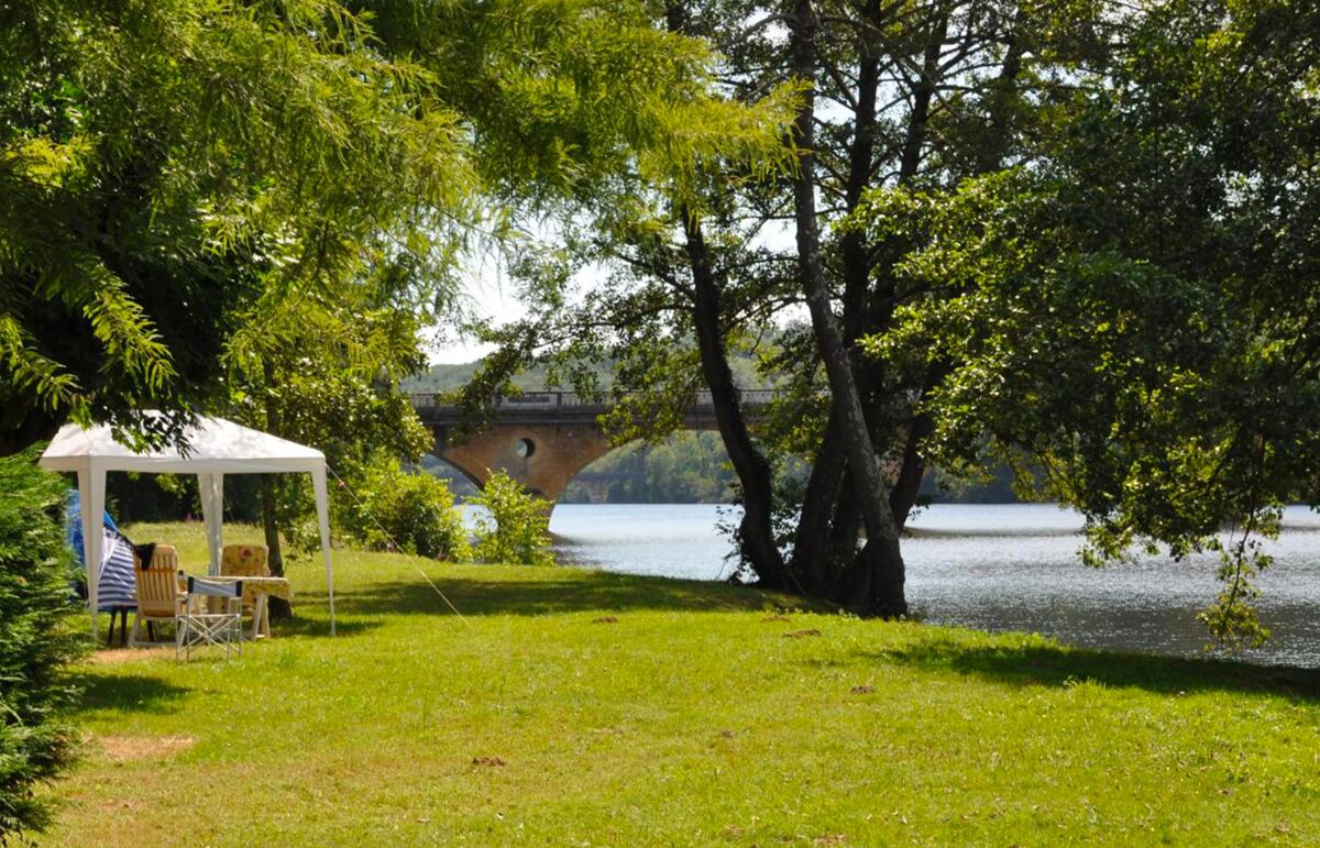 24 - Camping Les Berges de la Dordogne - Hébergement