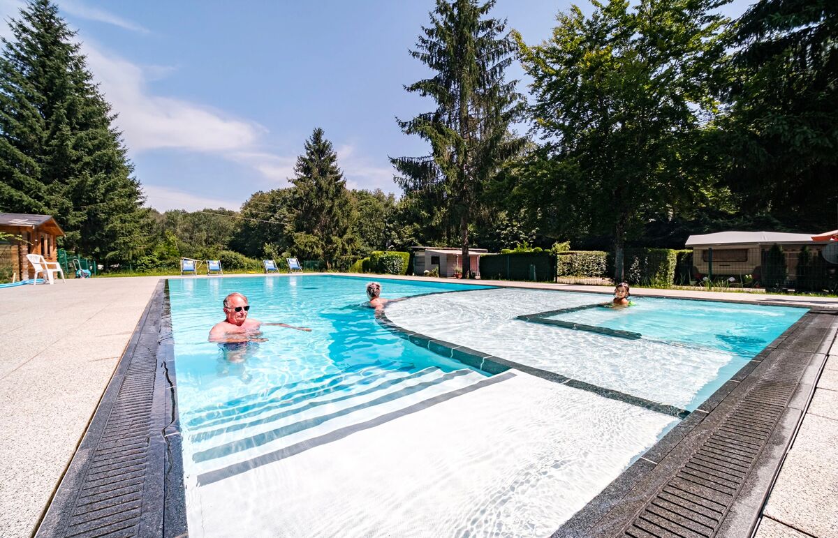 06 - Camping du Lac de la Seigneurie - Piscine