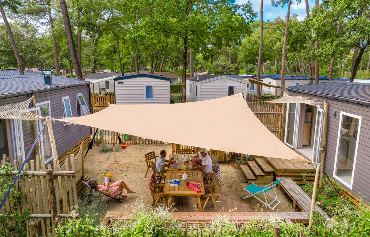 36 - Camping Les Biches - Hébergement