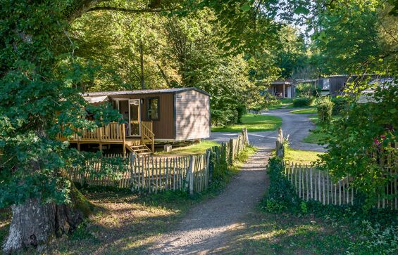 offer ' - '01 - Camping de Rouffiac - Hébergement