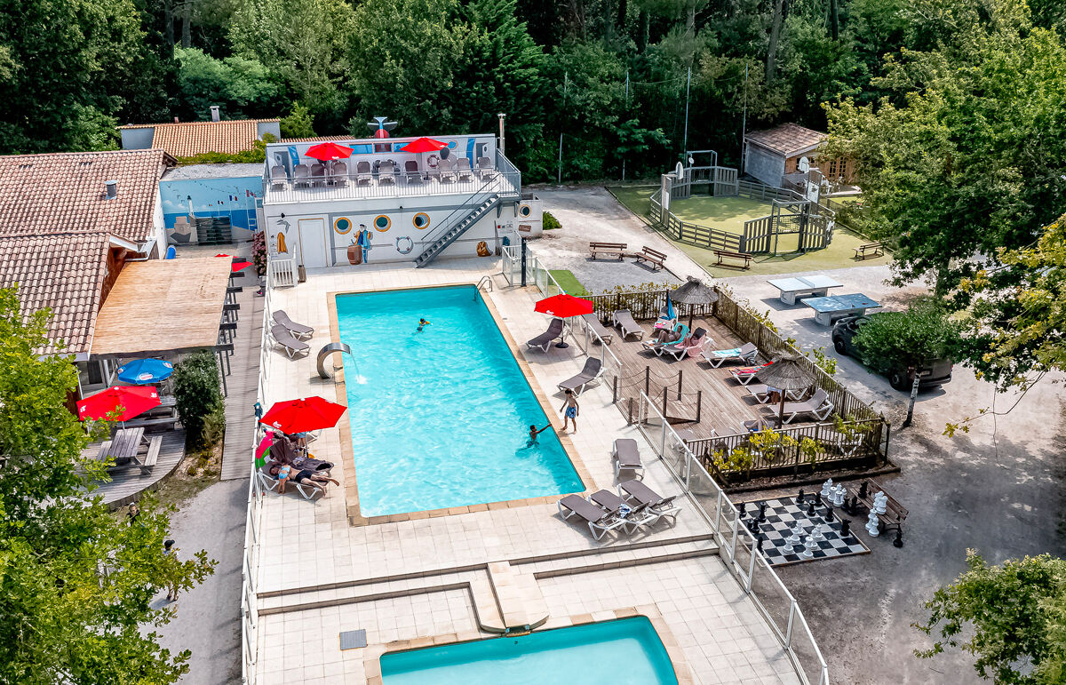 12 - Camping La Canadienne - Piscine