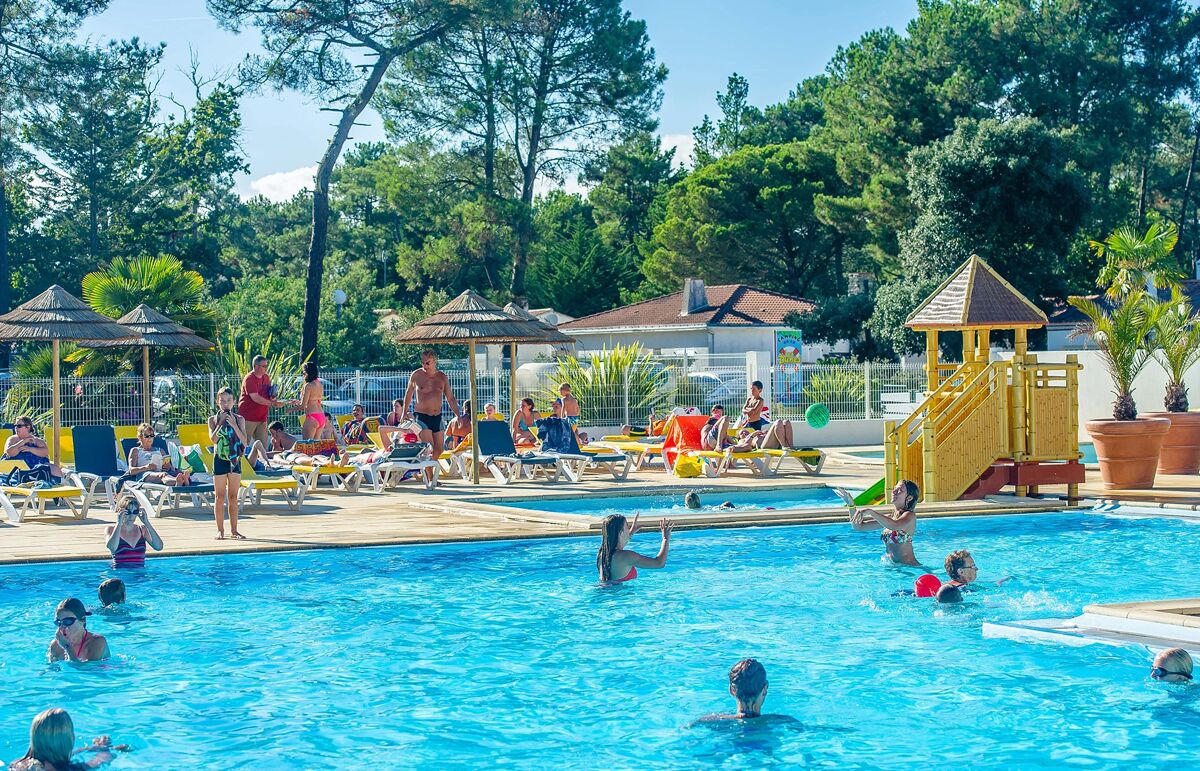 09 - Camping Les Dunes - Piscine