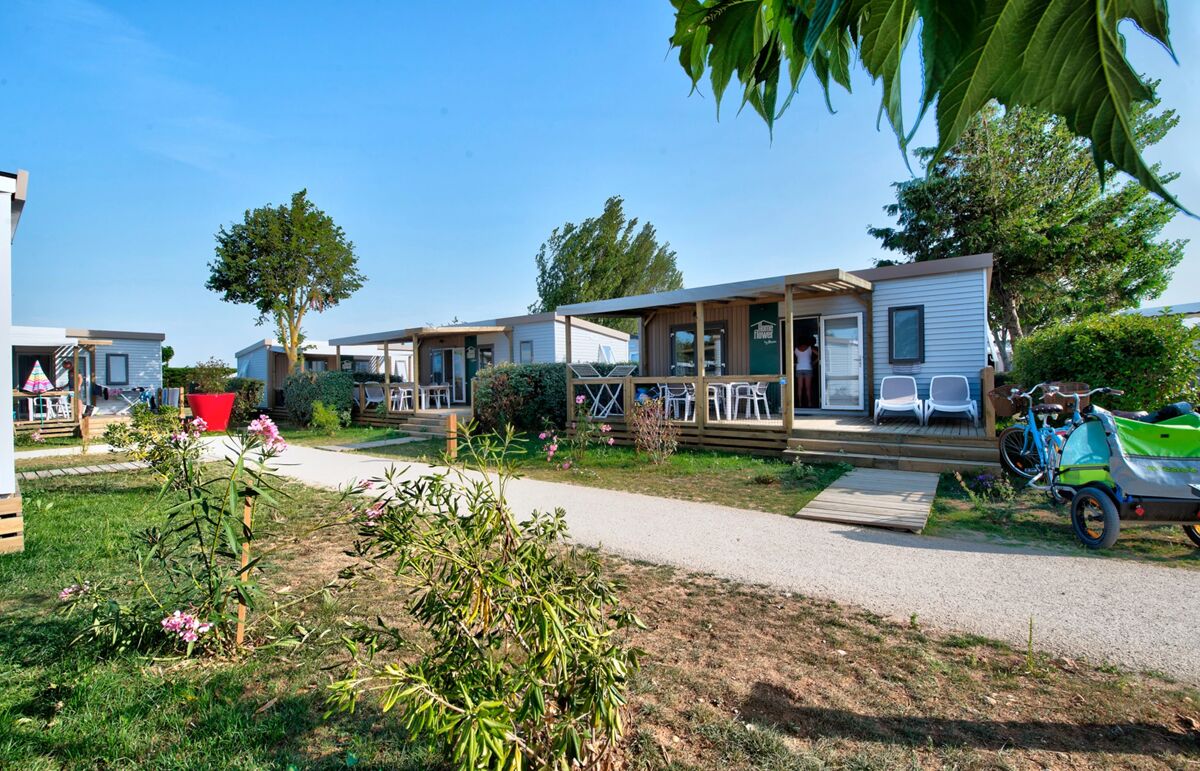 19 - Camping Les Ilates - Hébergement