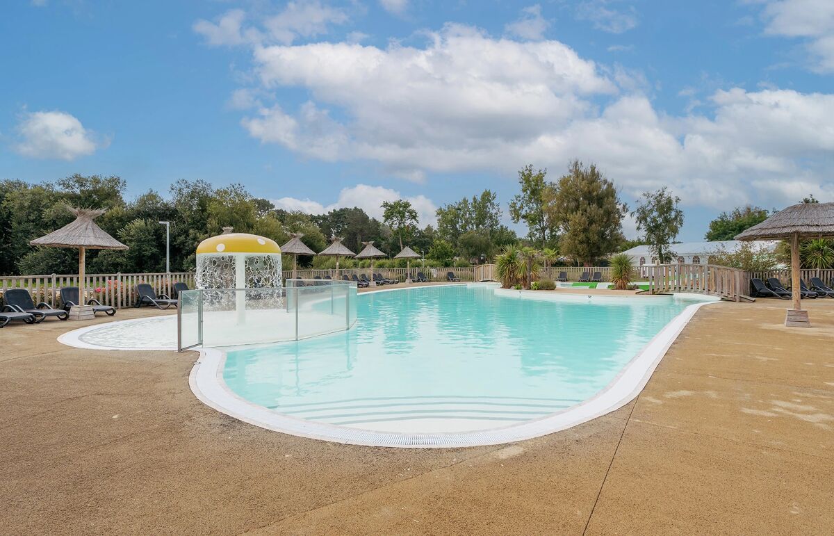 05 - Camping Le Vorlen - Piscine