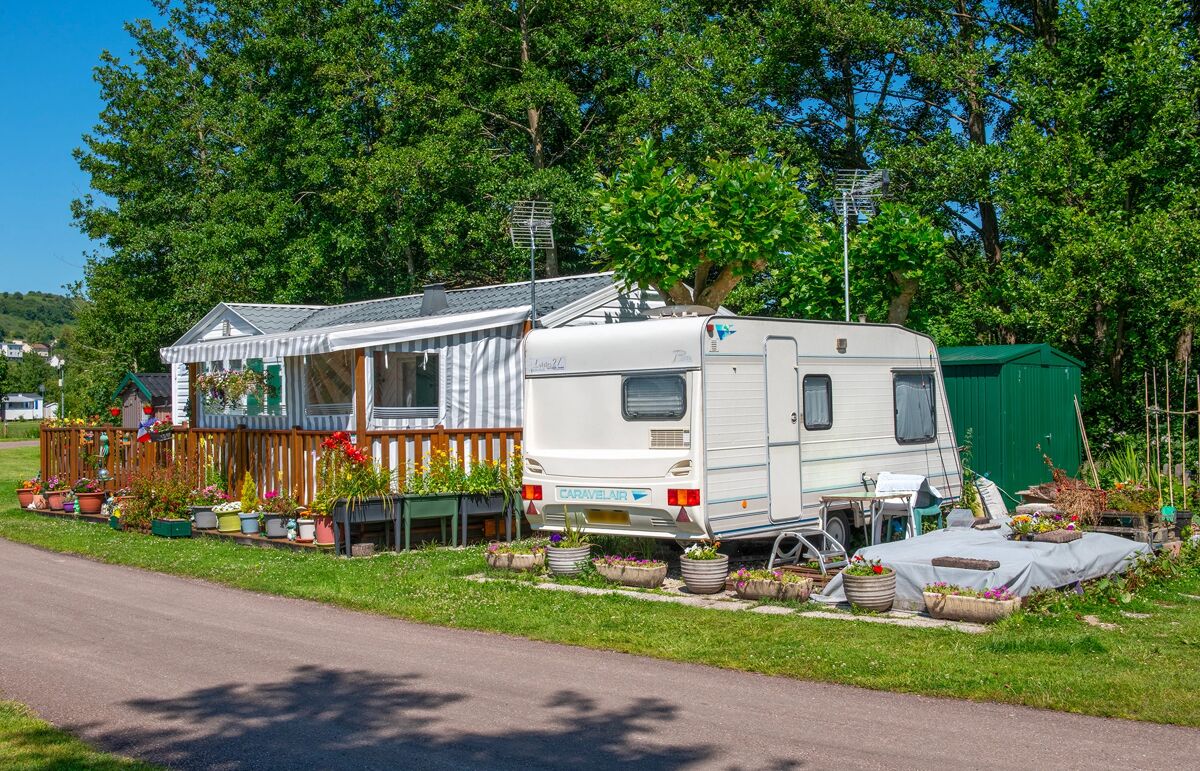 20 - Camping Les 2 Rivières - Hébergement