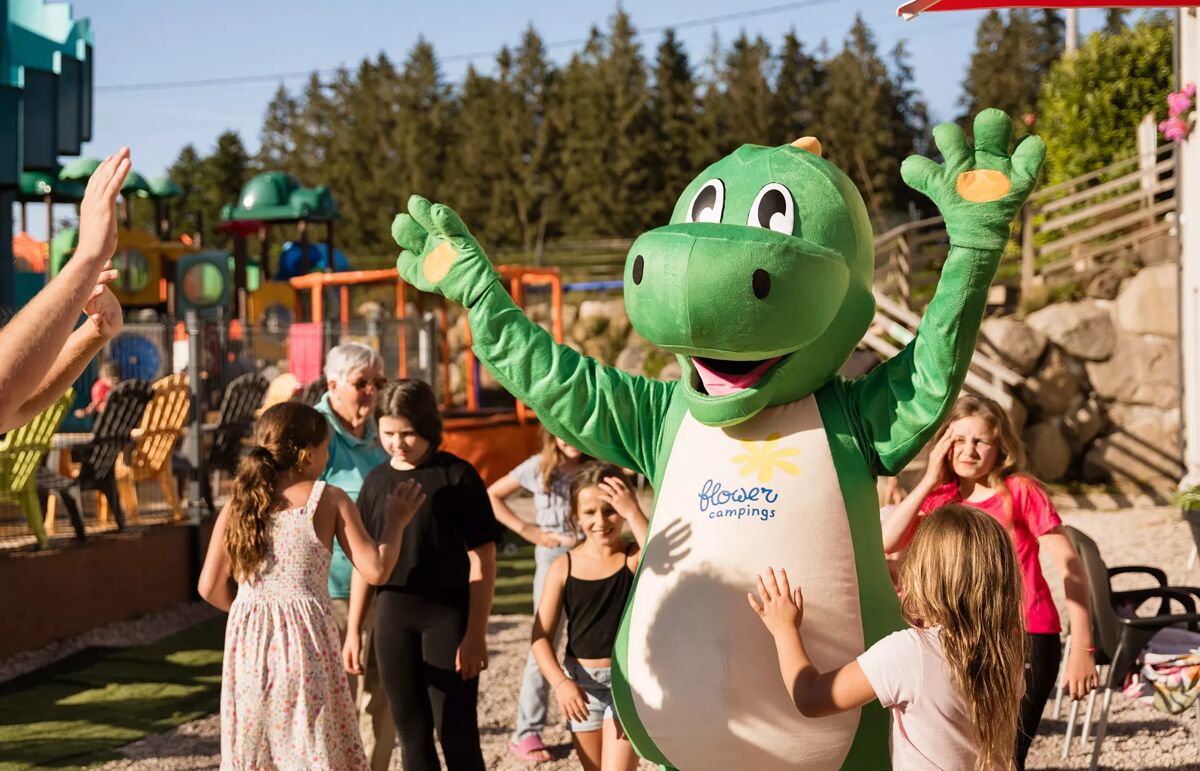 11 - Camping La Sténiole - Aire de jeux