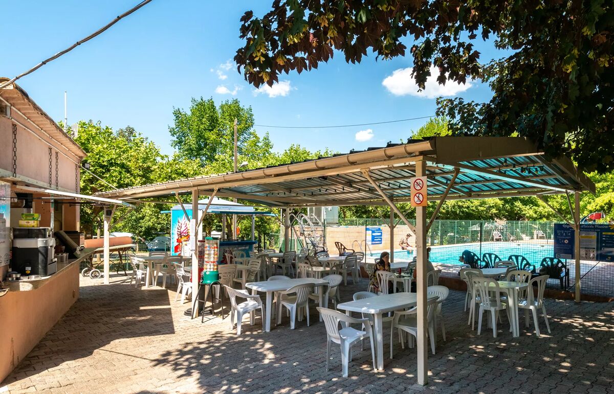 33 - Camping Le Val de l'Arre - Service