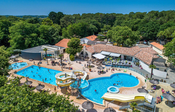 01 - Camping Les Biches - Piscine