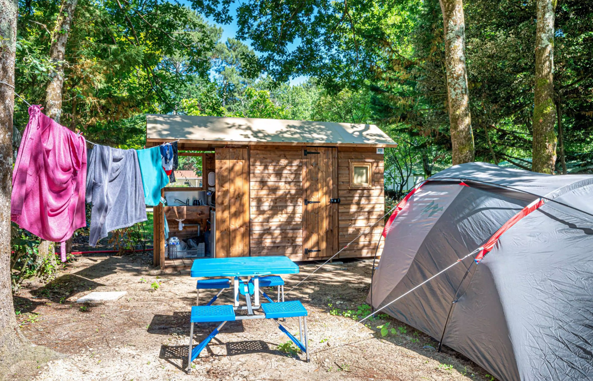 32 - Camping Les Biches - Hébergement