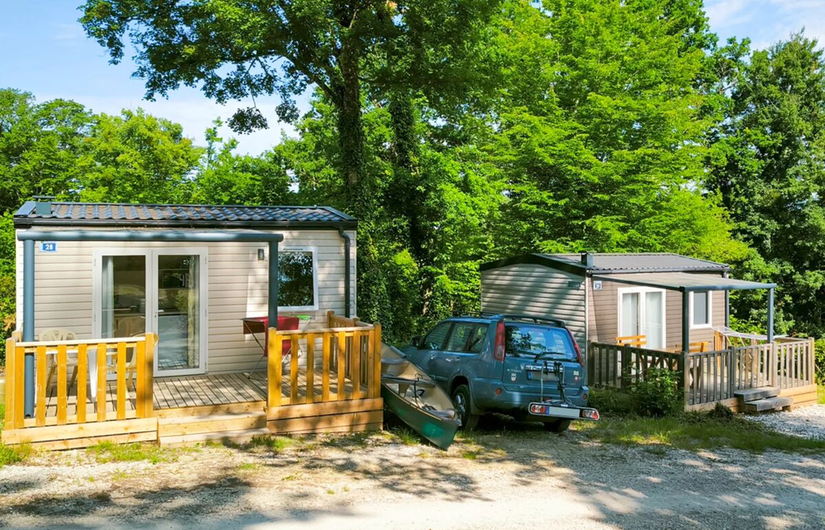 06 - Camping La Forêt - Hébergement