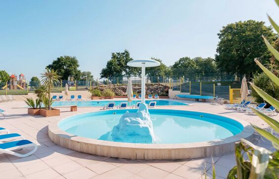 03 - Camping de la Hallerais - Piscine