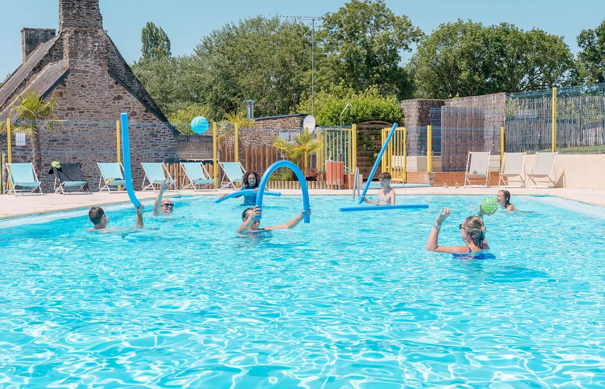04 - Camping de la Hallerais - Piscine