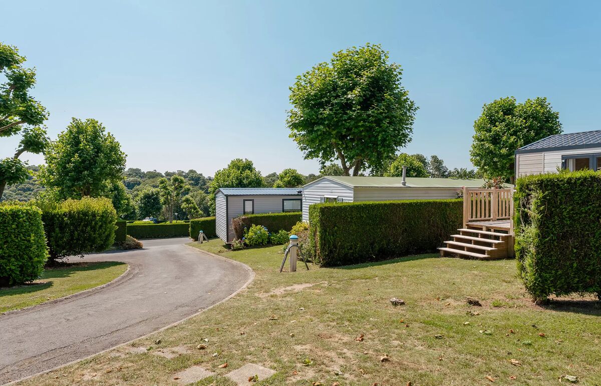 19 - Camping de la Hallerais - Hébergement