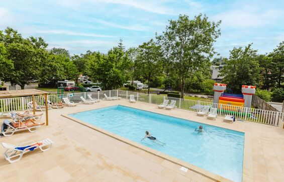 02 - Camping Les chevaliers de Malte - Piscine