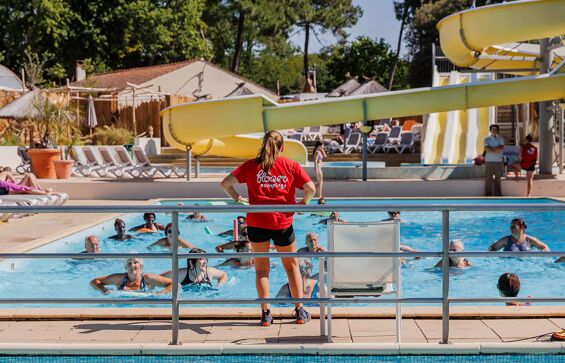 03 - Camping Au Bois des Biches - Piscine