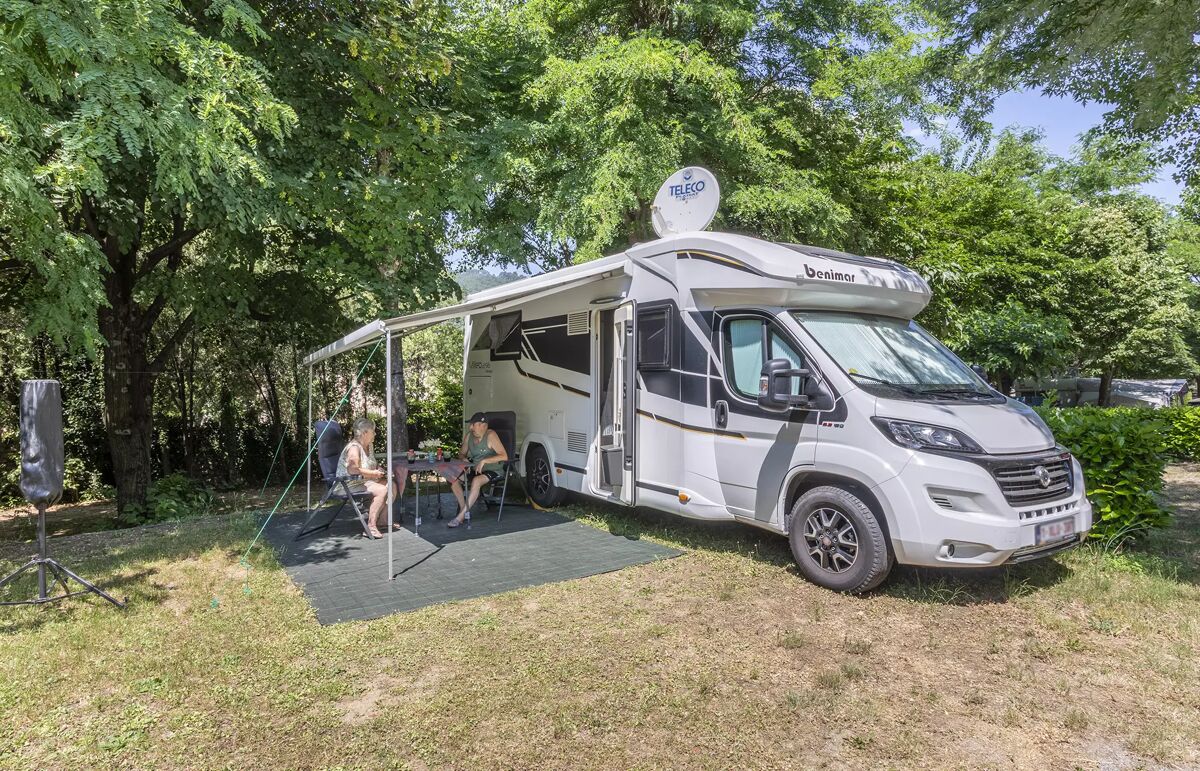 11 - Camping Les Fauvettes - Hébergement