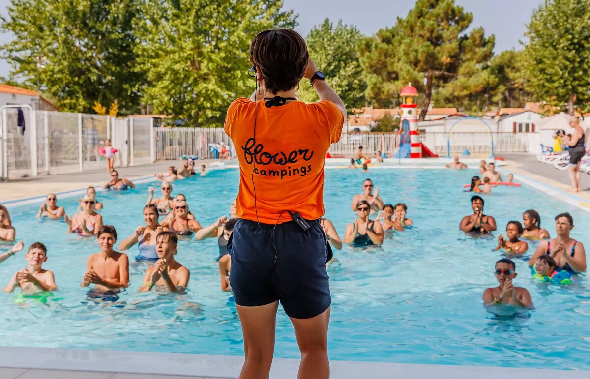 08 - Camping Escale du Perthuis - Piscine