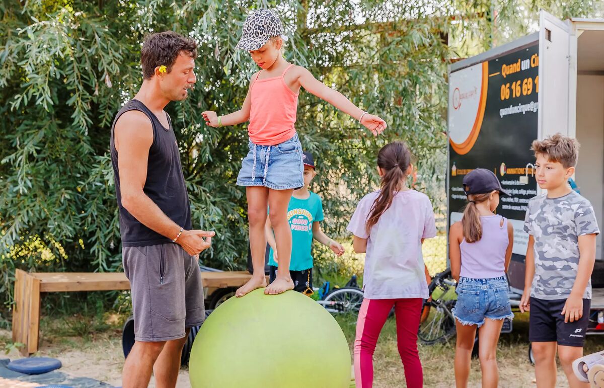 17 - Camping Escale du Perthuis - Activité