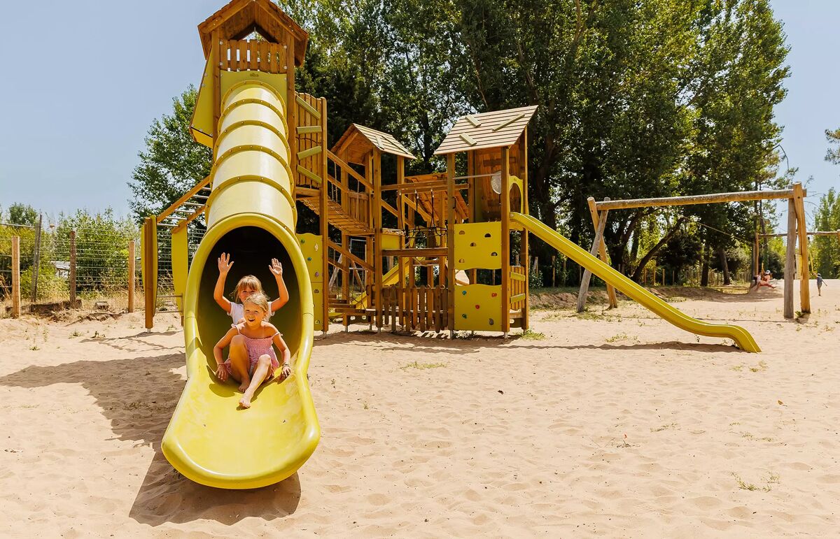 21 - Camping Escale du Perthuis - Aire de jeux