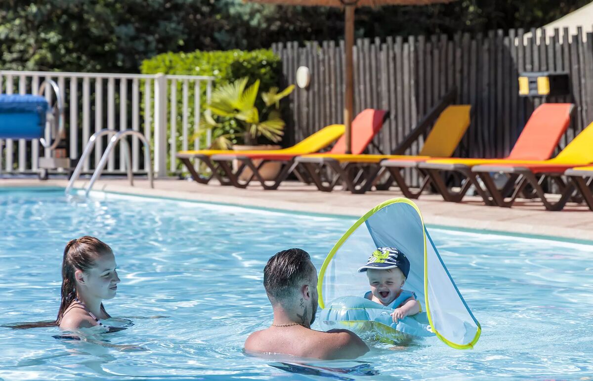 04 - Campings Les Paillotes - Piscine