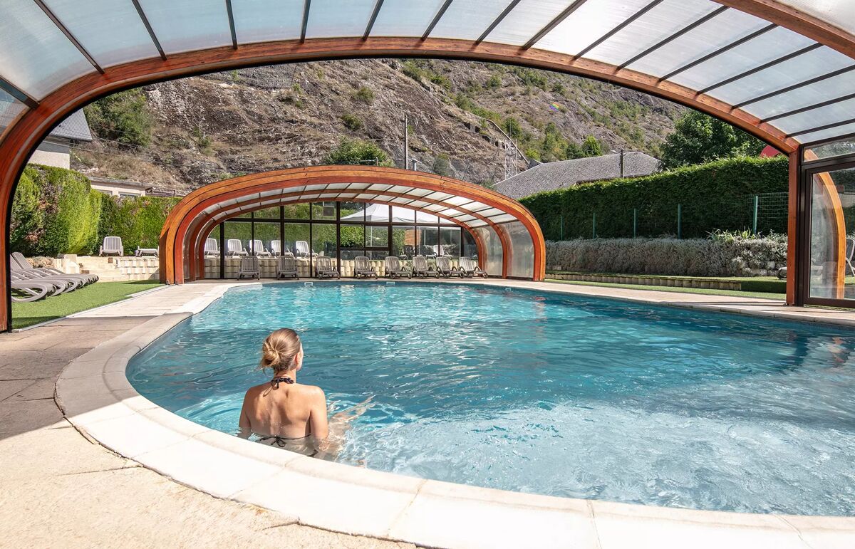 03 - Camping À la recherche du soleil - Piscine