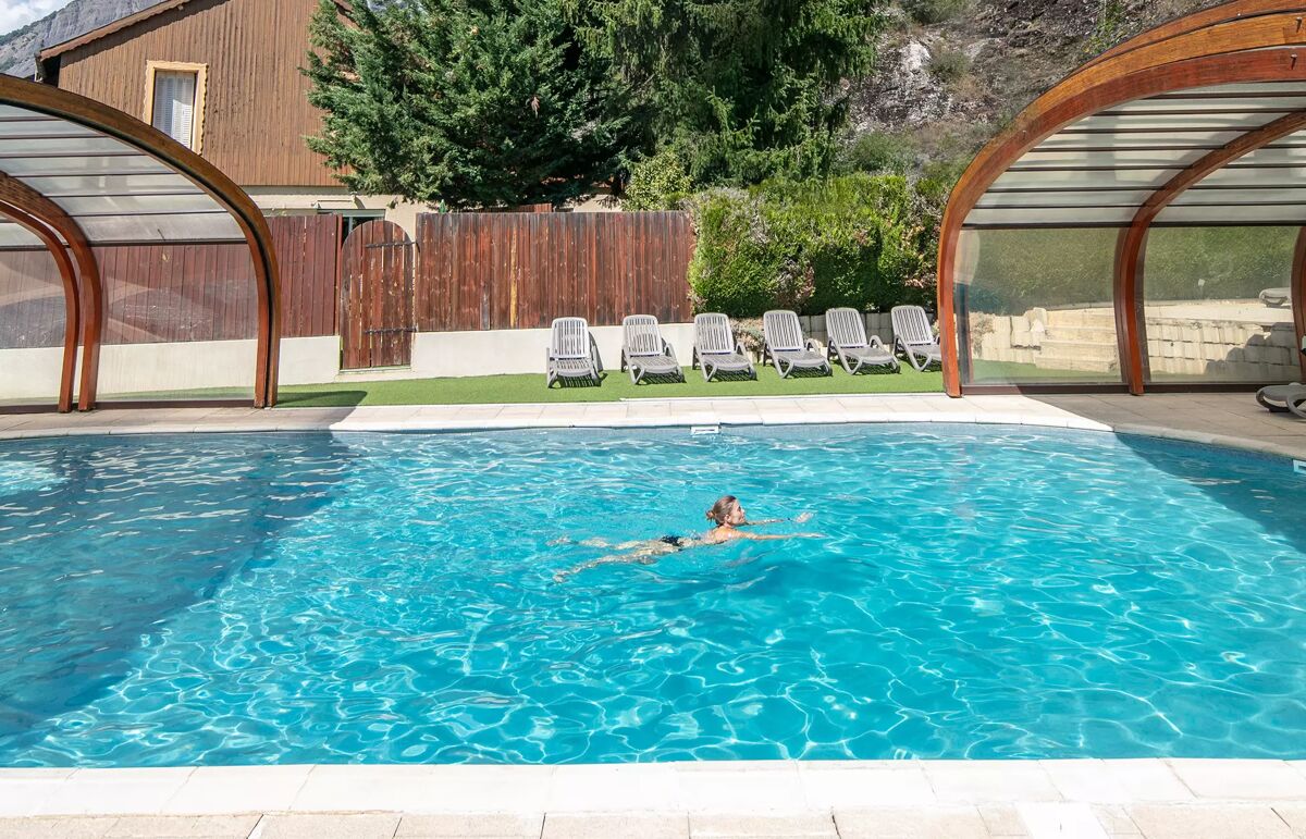05 - Camping À la recherche du soleil - Piscine